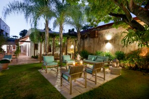 HOTELES CASAS DEL SIGLO XVI EN LA ZONA COLONIAL