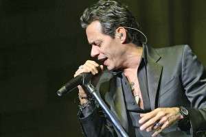 NEW YORK, NY - JANUARY 31: Marc Anthony performs at the Super Bowl XLVIII Party Hosted By Shape And Men's Fitness at Cipriani 42nd Street on January 31, 2014 in New York City. (Photo by Mireya Acierto/Getty Images)