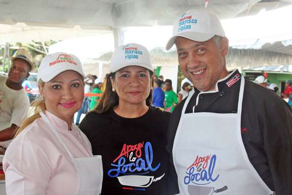 IMG_6849-Chef Annie, Luisa Feliz, Frank Cabreja.