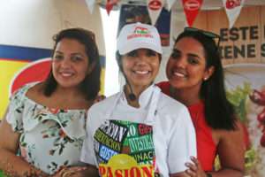 IMG_6978-Chef Tita y Familia