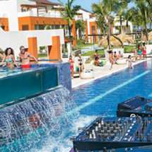 Breathless Punta Cana inicia exitosamente el “Sexy Septiembre”