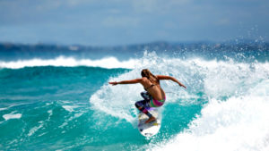 enjoying-surfing-1920x1080-wallpaper-14919-copia