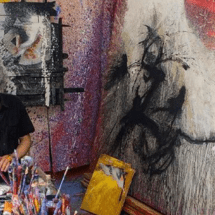 Juan Mayi, expone en la Iglesia de los Remedios, de la Zona Colonial