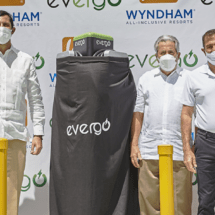 Viva Wyndham Resorts, el primer resort de Bayahíbe en sumarse a la red de estaciones Evergo para vehículos eléctricos