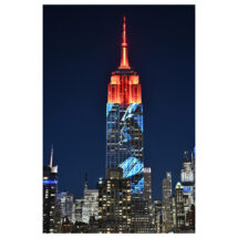 El Empire State Building se vuelca en la temática de Star Wars con un dinámico espectáculo de luces, experiencias interactivas para los fans, visitas de famosos y mucho más