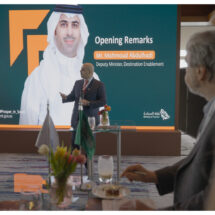 Saudi Arabia destaca iniciativas de inversión en turismo en el Foro Internacional de Inversión en Hotelería ​