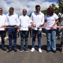 David Collado entrega obra en Arroyo Barril y deja iniciadas otras en Santa Bárbara, Samaná.
