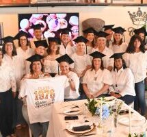 (VIDEO) La promoción 1976 del Colegio La Milagrosa celebra medio siglo de amistad
